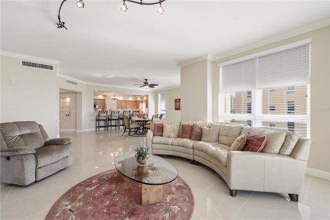 Condo in Punta Gorda, Florida, 3 bedrooms  № 243599 - photo 13