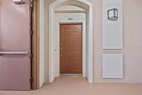 Condominio en alquiler en Davenport, Florida, 3 dormitorios, 115.94 m2 № 2230220 - foto 3