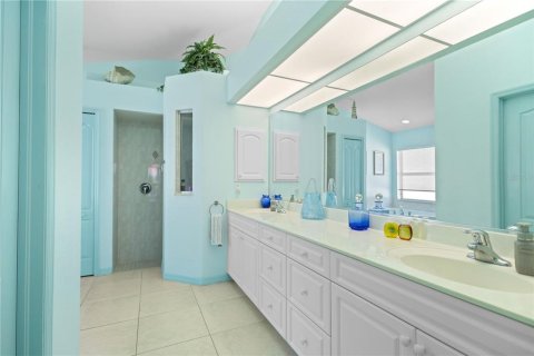 House in Rotonda, Florida 3 bedrooms, 205.78 sq.m. № 1751891 - photo 20