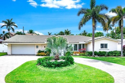 Casa en Lighthouse Point, Florida 4 dormitorios, 247.49 m2 № 2383039