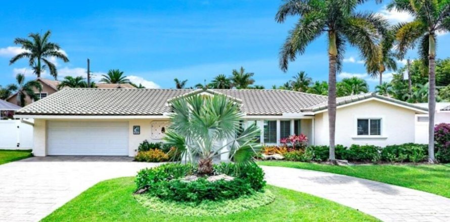 Casa en Lighthouse Point, Florida 4 dormitorios, 247.49 m2 № 2383039