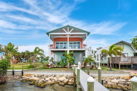 Casa en venta en Grant-Valkaria, Florida, 4 dormitorios, 188.96 m2 № 1779698 - foto 5