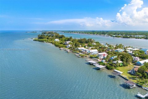 Casa en venta en Grant-Valkaria, Florida, 4 dormitorios, 188.96 m2 № 1779698 - foto 26