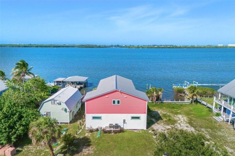 Casa en venta en Grant-Valkaria, Florida, 4 dormitorios, 188.96 m2 № 1779698 - foto 13