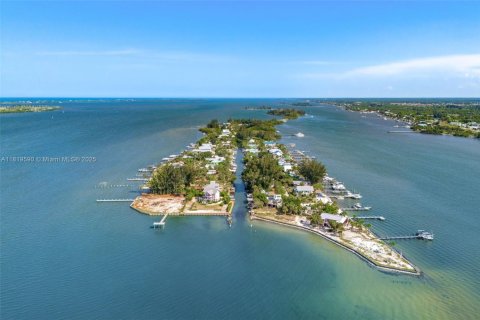 Casa en venta en Grant-Valkaria, Florida, 4 dormitorios, 188.96 m2 № 1779698 - foto 29