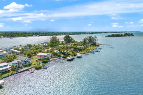 Casa en venta en Grant-Valkaria, Florida, 4 dormitorios, 188.96 m2 № 1779698 - foto 25