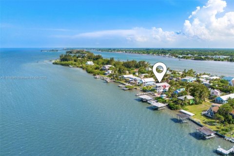 Casa en venta en Grant-Valkaria, Florida, 4 dormitorios, 188.96 m2 № 1779698 - foto 3
