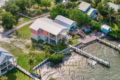 Casa en venta en Grant-Valkaria, Florida, 4 dormitorios, 188.96 m2 № 1779698 - foto 18