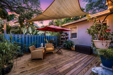 Commercial property in Fort Lauderdale, Florida 149.67 sq.m. № 2262191 - photo 26