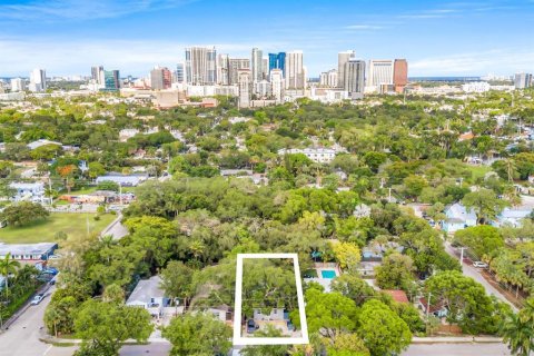 Commercial property in Fort Lauderdale, Florida 149.67 sq.m. № 2262191 - photo 2