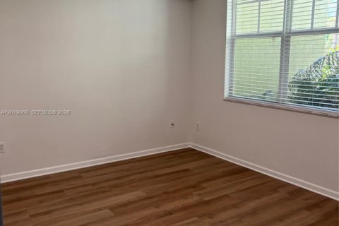 Copropriété à vendre à Hollywood, Floride: 2 chambres, 104.98 m2 № 2256638 - photo 18