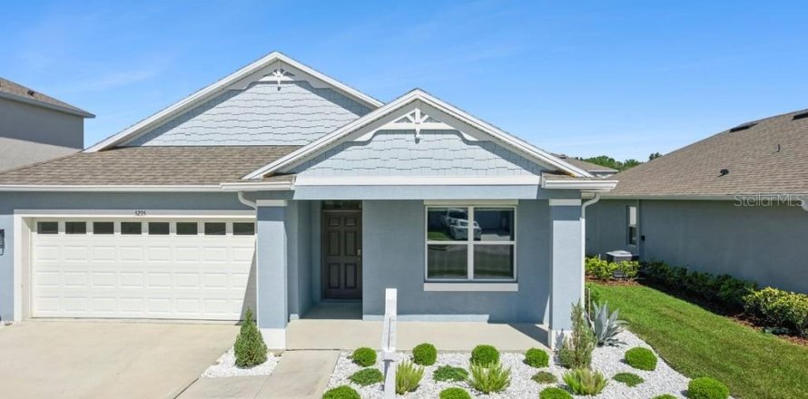 Villa ou maison à Mount Dora, Floride 4 chambres, 171.5 m2 № 2302302