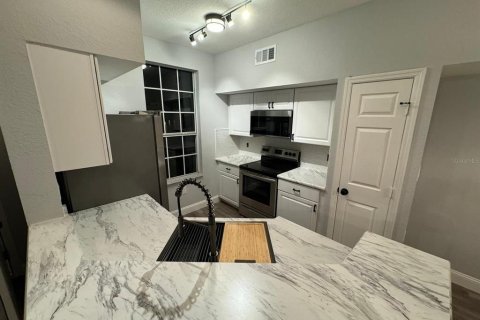 Condominio en venta en Tampa, Florida, 2 dormitorios, 105.91 m2 № 2212977 - foto 12