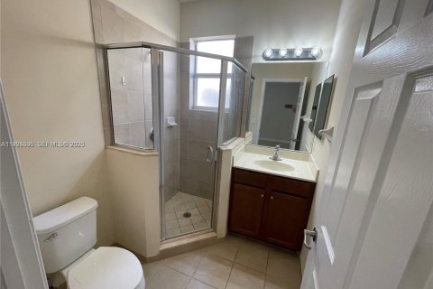 Commercial property in Miami, Florida 38.28 sq.m. № 1986693 - photo 7