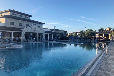 Commercial property in Miami, Florida 38.28 sq.m. № 1986693 - photo 26