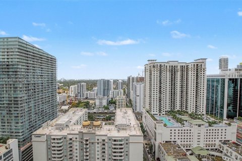 Condo in Miami, Florida, 2 bedrooms  № 2053053 - photo 20