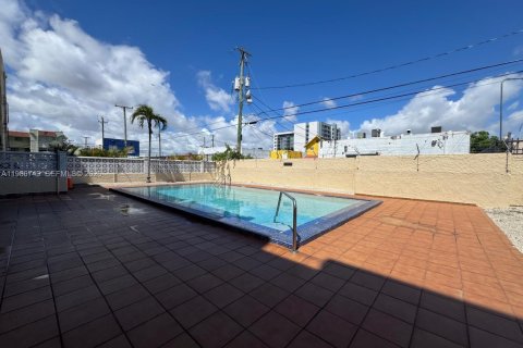 Снять в аренду кондоминиум в Майами, Флорида 1 спальня, 65.77м2, № 2048422 - фото 9