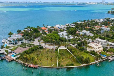 Terrain à vendre à Miami, Floride № 1864539 - photo 6