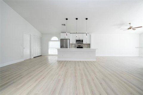 Villa ou maison à vendre à Orlando, Floride: 3 chambres, 145.11 m2 № 2092033 - photo 7
