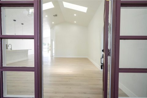 Villa ou maison à vendre à Orlando, Floride: 3 chambres, 145.11 m2 № 2092033 - photo 4