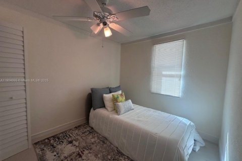 Купить виллу или дом в Форт-Лодердейл, Флорида 3 спальни, 100.33м2, № 1955390 - фото 13