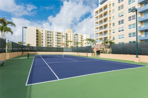 Copropriété à vendre à Miami Beach, Floride: 1 chambre, 68.75 m2 № 1887358 - photo 24