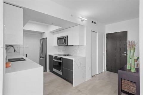 Copropriété à vendre à Miami Beach, Floride: 1 chambre, 68.75 m2 № 1887358 - photo 15