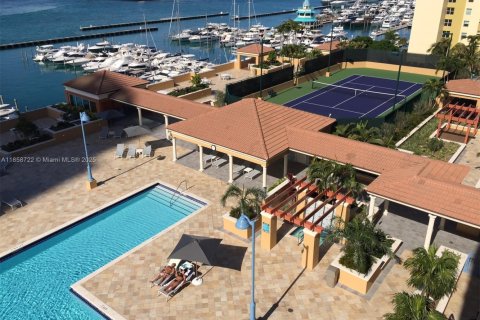 Copropriété à vendre à Miami Beach, Floride: 1 chambre, 68.75 m2 № 1887358 - photo 20