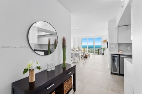 Copropriété à vendre à Miami Beach, Floride: 1 chambre, 68.75 m2 № 1887358 - photo 4