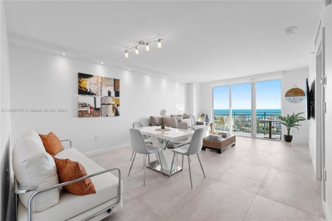 Copropriété à vendre à Miami Beach, Floride: 1 chambre, 68.75 m2 № 1887358 - photo 1