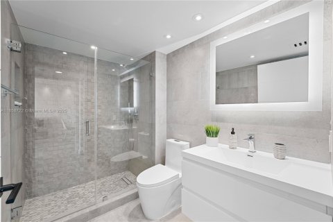 Copropriété à vendre à Miami Beach, Floride: 1 chambre, 68.75 m2 № 1887358 - photo 7