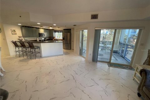 Condo in New Smyrna Beach, Florida, 3 bedrooms  № 1263798 - photo 5