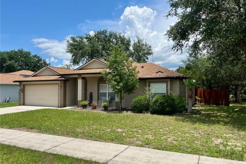 House in Minneola, Florida 3 bedrooms, 125.51 sq.m. № 1803583 - photo 5