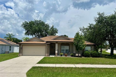 House in Minneola, Florida 3 bedrooms, 125.51 sq.m. № 1803583 - photo 1