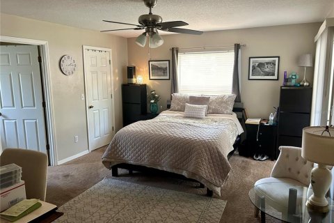 House in Minneola, Florida 3 bedrooms, 125.51 sq.m. № 1803583 - photo 13