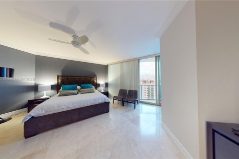 Снять в аренду кондоминиум в Холливуд, Флорида 3 спальни, 196.49м2, № 1952213 - фото 20