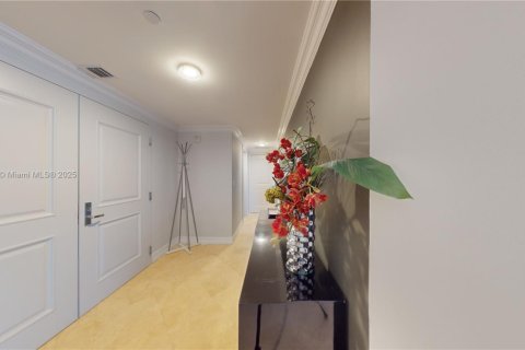 Снять в аренду кондоминиум в Холливуд, Флорида 3 спальни, 196.49м2, № 1952213 - фото 19