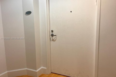 Купить кондоминиум в Санни-Айлс-Бич, Флорида 2 спальни, 139.26м2, № 2079227 - фото 7