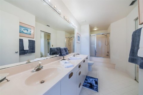 Copropriété à louer à Saint Petersburg, Floride: 2 chambres, 106.37 m2 № 225459 - photo 11