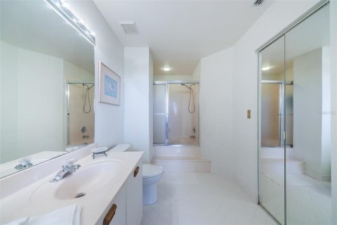 Copropriété à louer à Saint Petersburg, Floride: 2 chambres, 106.37 m2 № 225459 - photo 10