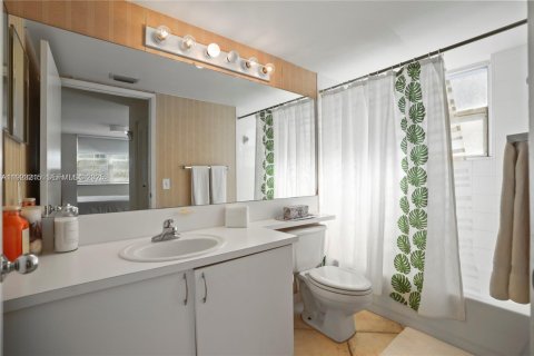 Купить кондоминиум в Авентура, Флорида 3 спальни, 122.63м2, № 1976846 - фото 10