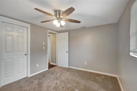 House in New Port Richey, Florida 3 bedrooms, 121.7 sq.m. № 1876278 - photo 29
