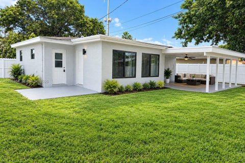 Casa en venta en Miramar, Florida, 4 dormitorios, 142.33 m2 № 2414423 - foto 15