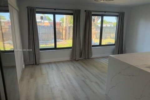 Casa en venta en Miramar, Florida, 4 dormitorios, 142.33 m2 № 2414423 - foto 9