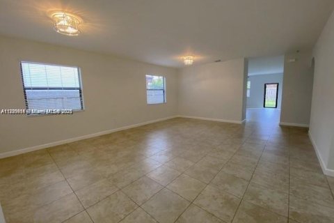 Купить виллу или дом в Майами, Флорида 3 спальни, 177.07м2, № 2036348 - фото 4