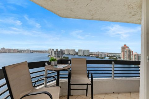 Condominio en venta en Aventura, Florida, 3 dormitorios, 157.38 m2 № 1981923 - foto 5