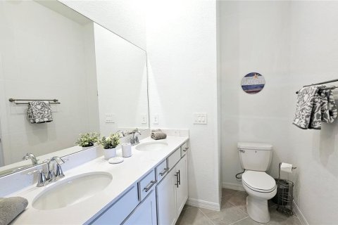 Снять в аренду кондоминиум в Венеция, Флорида 2 спальни, 126.9м2, № 1732872 - фото 23