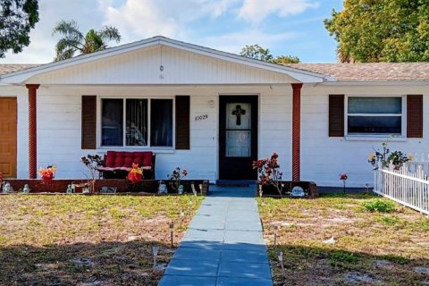 Villa ou maison à Port Richey, Floride 2 chambres, 73.58 m2 № 2109527