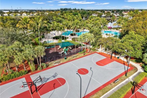 Villa ou maison à vendre à Miramar, Floride: 4 chambres, 229.47 m2 № 2027296 - photo 23