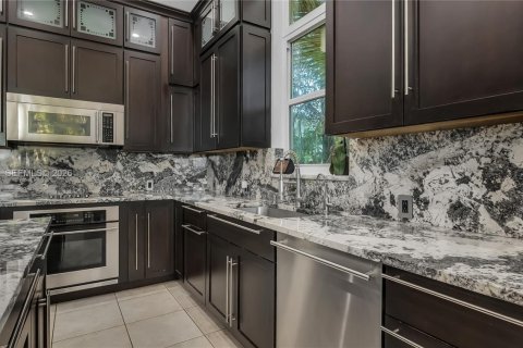 Villa ou maison à vendre à Miramar, Floride: 4 chambres, 229.47 m2 № 2027296 - photo 15